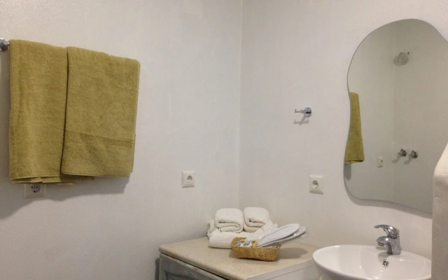 Maistrali Studios & Apartments