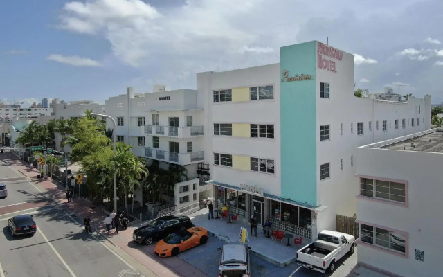 Parisian Hotel South Beach