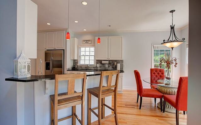 Peachy Keen Luxury Estate