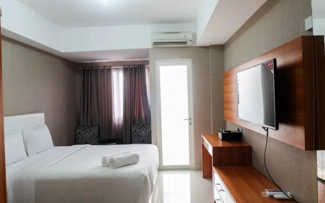 Simple Studio the Oasis Mahogany Apartment