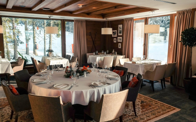 Отель Grey Family Hotel