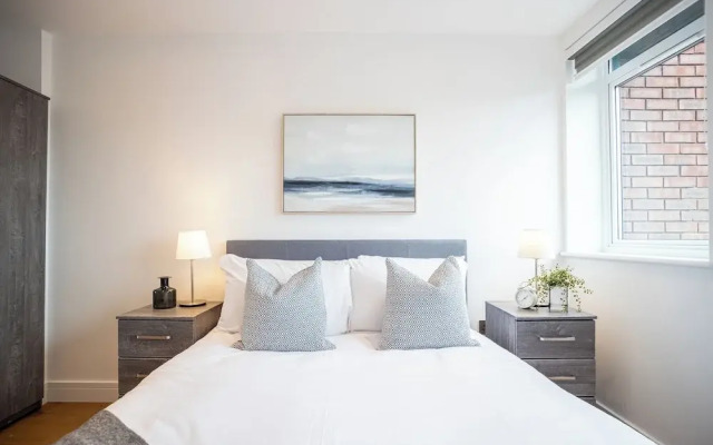 Charming One Bedroom Flats on Stoke Rd
