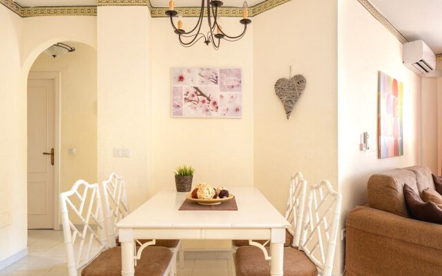 An oasis Apartment between Fuengirola and Marbella Ref 21
