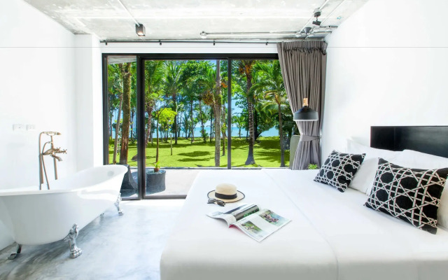 Kokotel Khao Lak Lighthouse