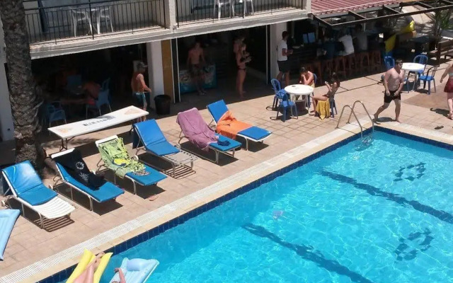 Pavlinia Hotel Apartments