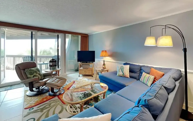 Oceanfront Luxury 2BR Condo New Rental