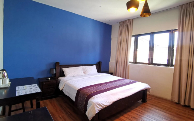 8 Boutique By The Sea