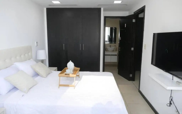 ECUSUITES Habitación Independiente Vista al Río Piso 10