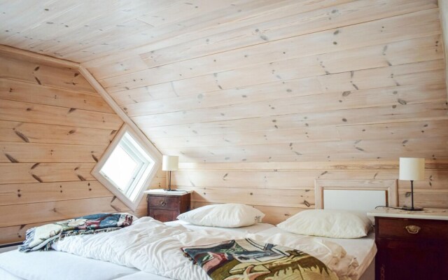 Nice Home in Hovland With 8 Bedrooms and Sauna