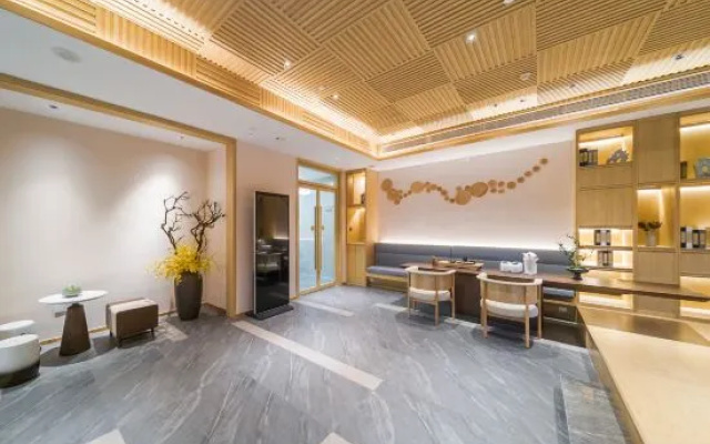 Jianguo Puyin Hotel (Xi'an Big Wild Goose Pagoda University of Technology  Subway Station Branch) – Lobby – Xi'an