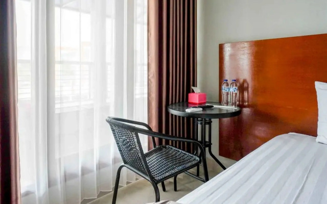 RedDoorz near Stadion Kridosono Blora