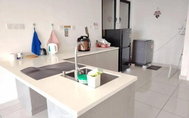 MidValley MegaMall View Southkey Mosaic 2BR 2FREE By Natol – Guest Rooms – Johor Bahru