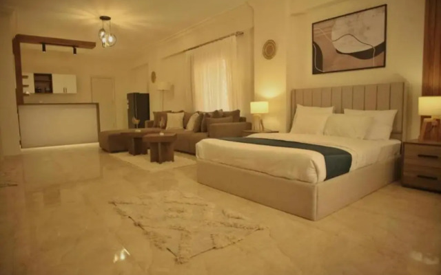 Settle Inn South 90 Apartments