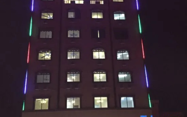 Yujian Serview Hotel