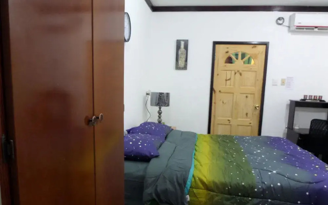 Criss Cross Visitor's Accommodation