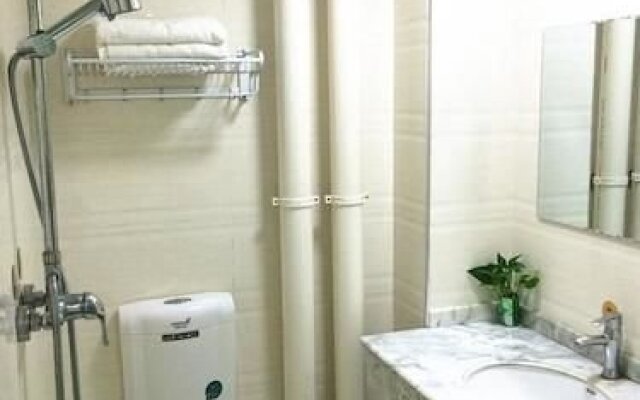 Wuhan Huashen Hotel