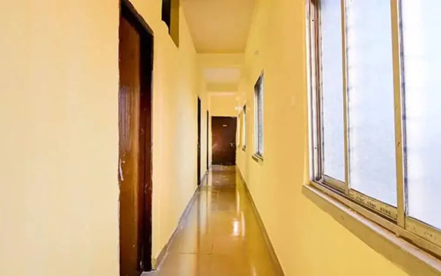 Fabhotel The Infinity