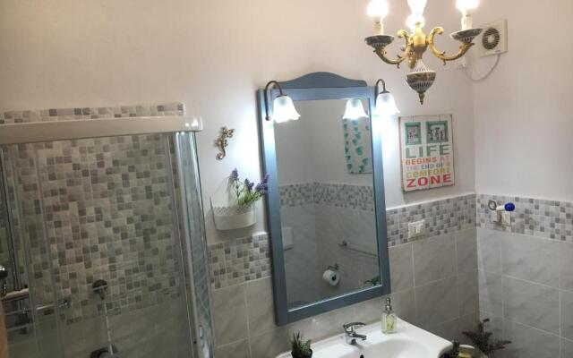 New Maria's House Livorno. Il Cisternone