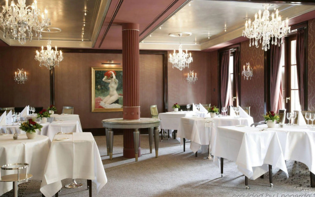 Wald & Schlosshotel Friedrichsruhe