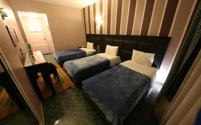 Hotel Akouas