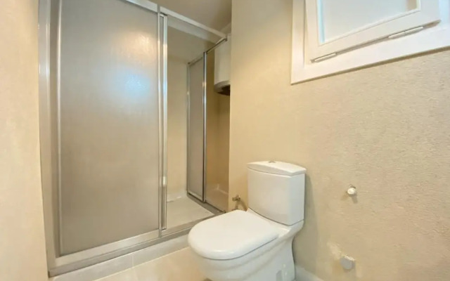 Missafir Chic Flat Near Shopping Malls in Sisli