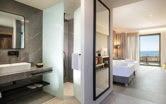 Portes Lithos Luxury Resort