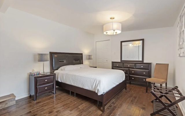 The Rock apartment - mtlFlats