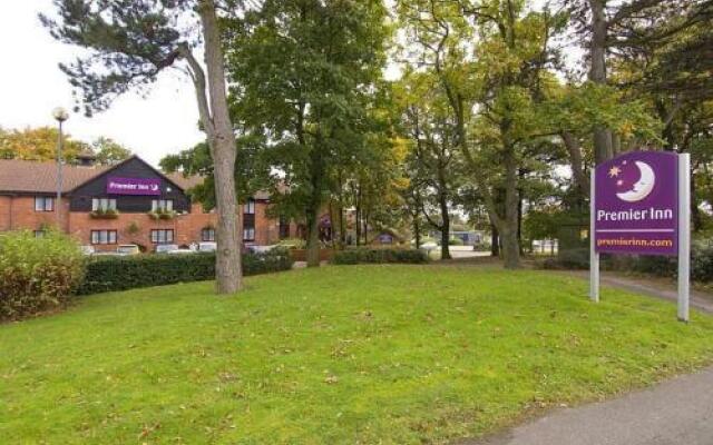 Premier Inn St Helens (A580/ East Lancs)