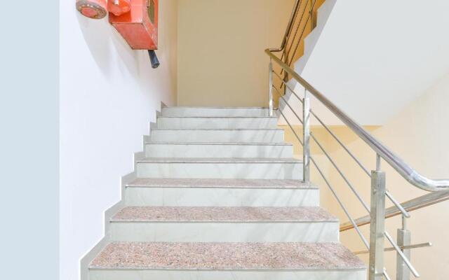 FabHotel Green Park - Nr. Geeta Mandir