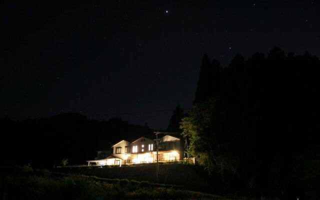 Youth Guest House ATOMA - Hostel