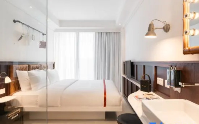 Ruby Stella Hotel London