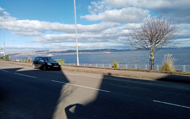 Stunning sea View in Kirn, Dunoon