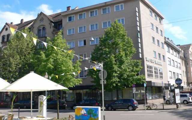 Hotel Meran Hallenbad & Sauna