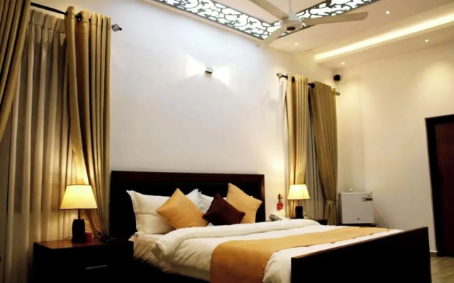 Hotel Sky Gate Kandy