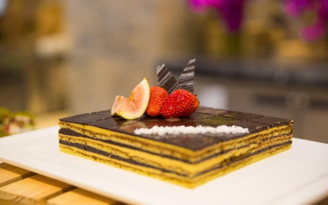 Gehua New Century Hotel