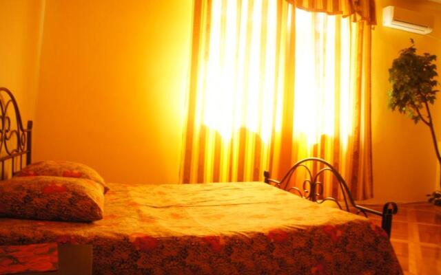 Posutochno-Krasnodar Apart-Hotel