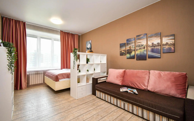 Суточно на улице Авиаторов 21