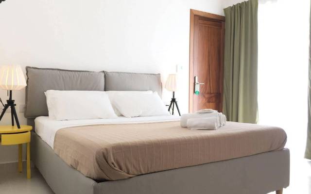 Two Pillows Boutique Hostel