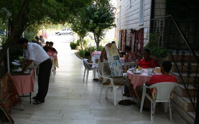 Hotel Hal - Tur