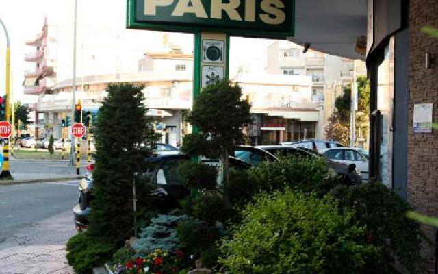 Paris Hotel