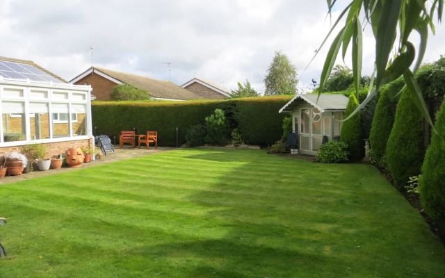 Tabusintac......lovely 2 Bedroom Bungalow