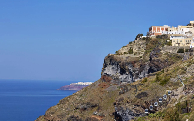 Caldera Apex Suites