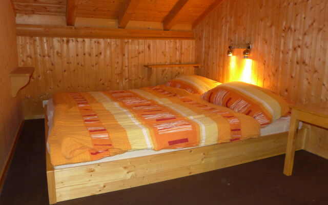 Chalet Coquelicot
