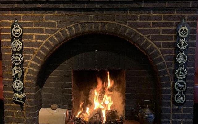 The Dog & Doublet Inn