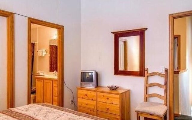 Pinecreek By Pinnacle Lodging