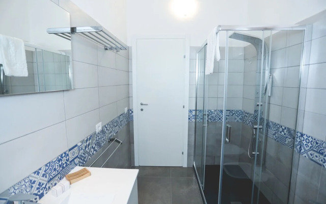 Il Viaggiatore Via Indipendenza 2