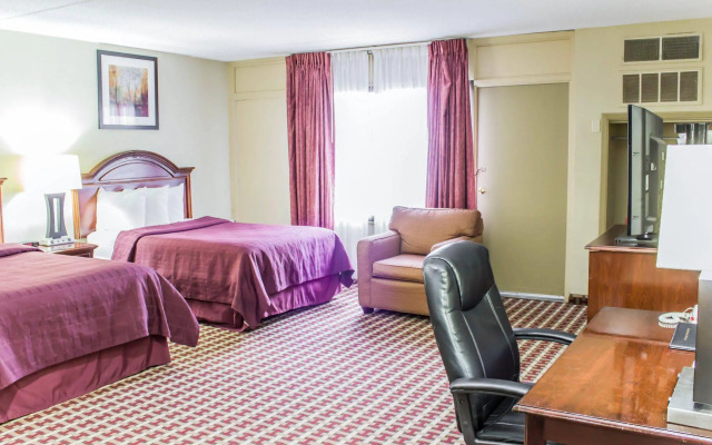 Rodeway Inn & Suites