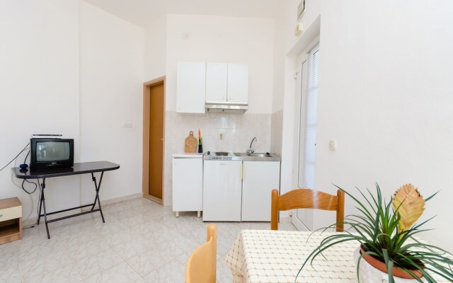 Apartments Danilo