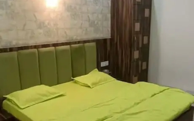 Hotel SR Siddhivinayak