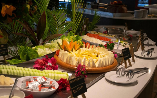 Reef Yucatan Hotel and Convention Center All Inclusive